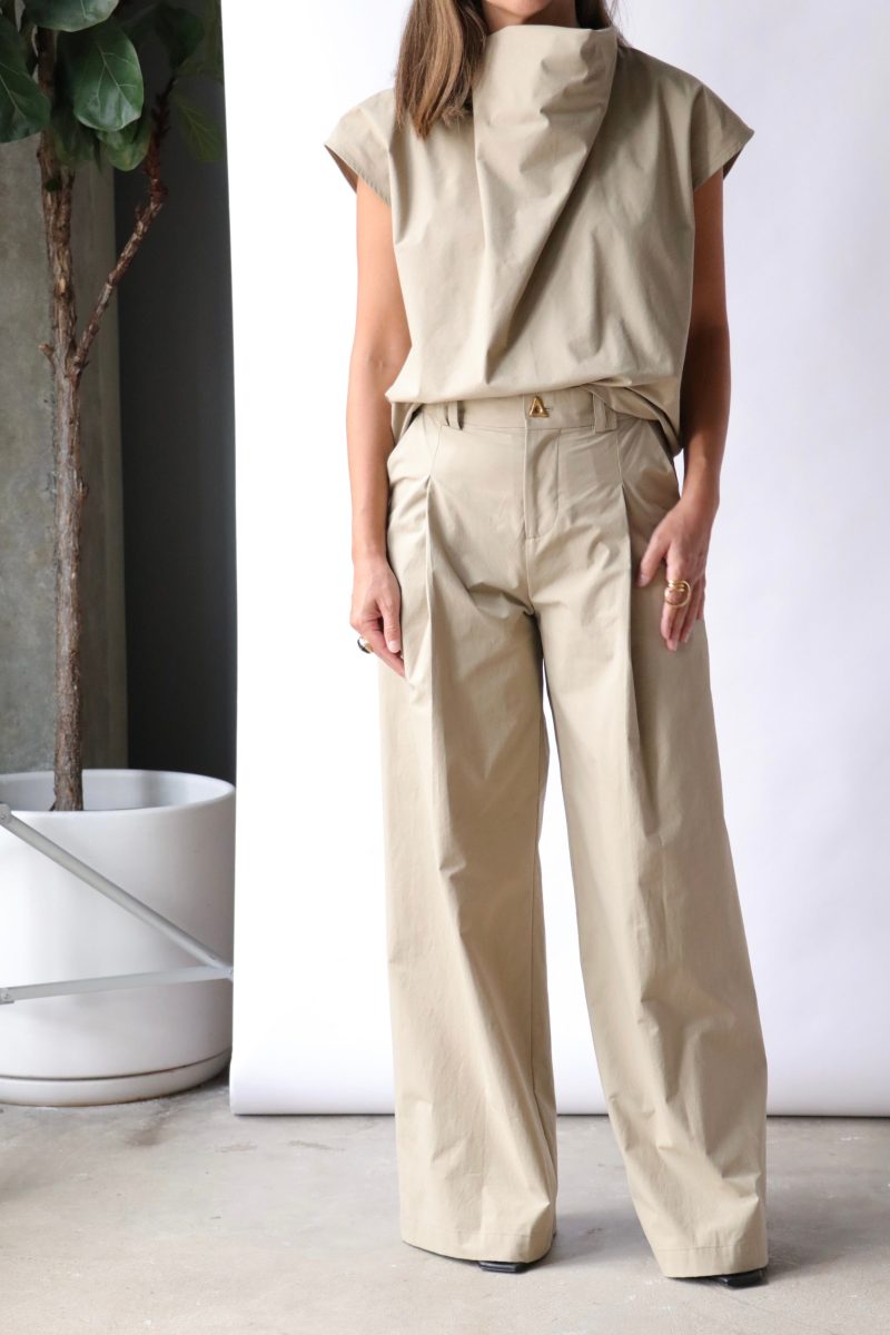 aeron wellen wide leg pants in olive bottoms aeron 380056