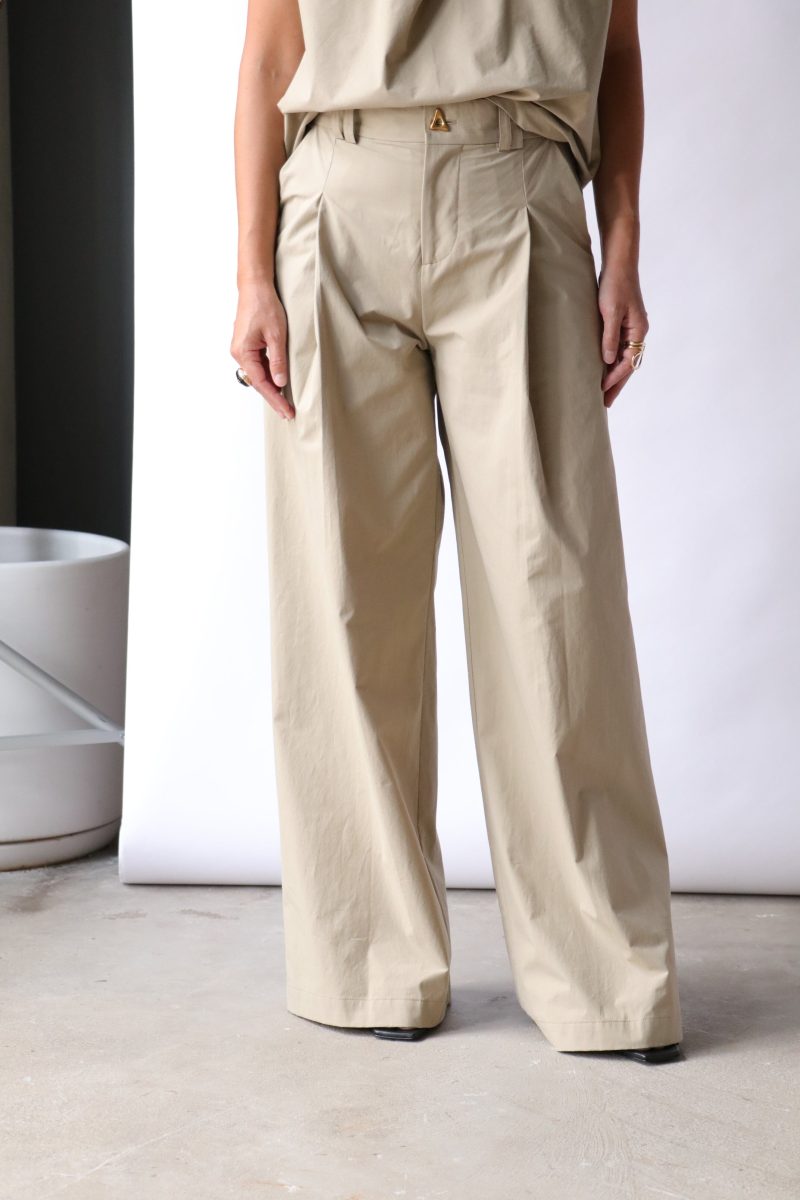 aeron wellen wide leg pants in olive bottoms aeron 633948