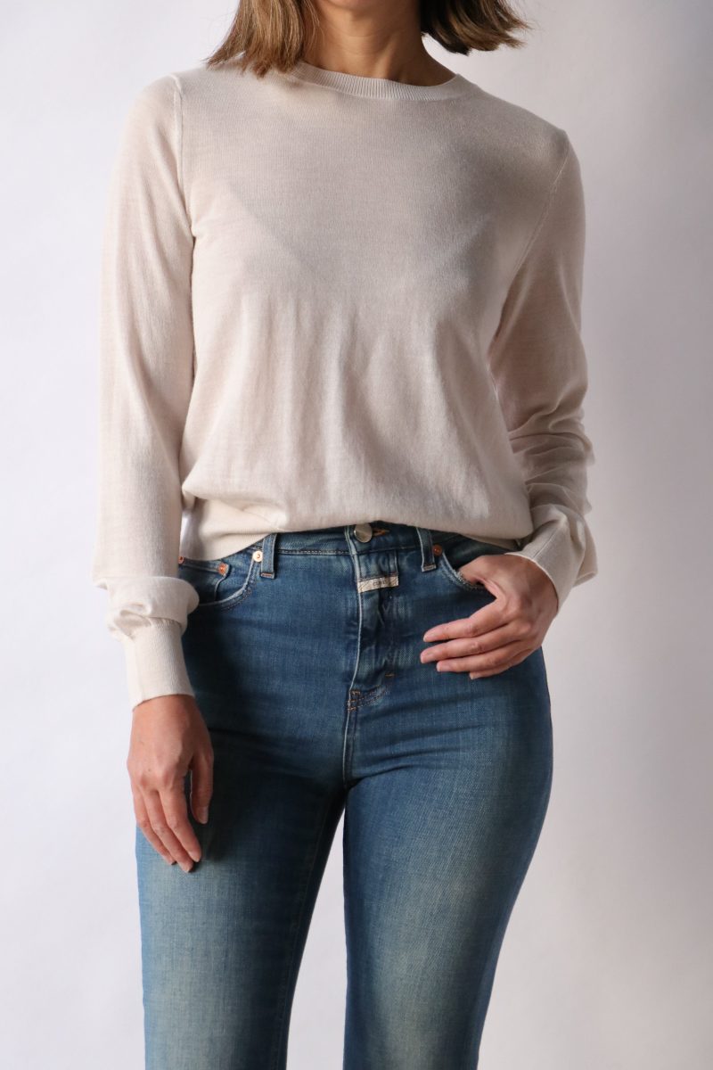 closed crew neck long sleeve in pearl beige knitwear closed 321056