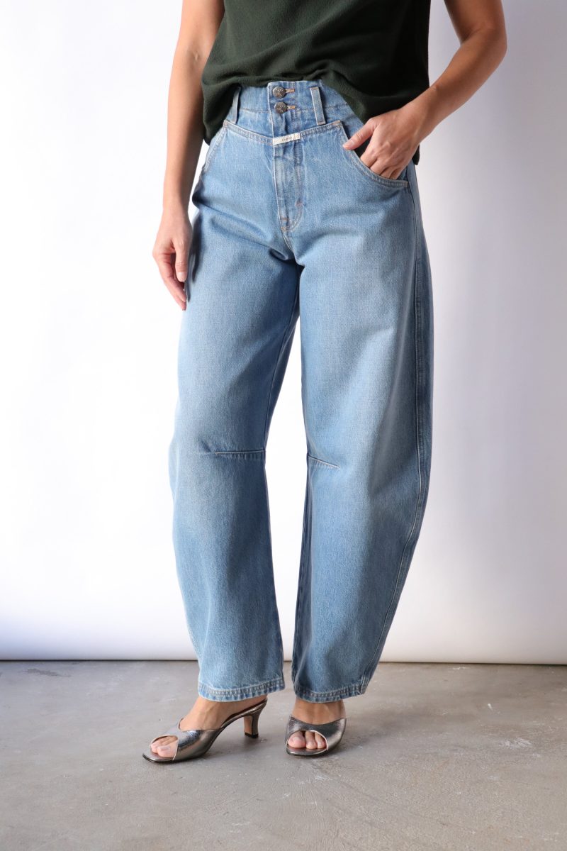 closed ridge x wide jeans in mid blue bottoms closed 646067