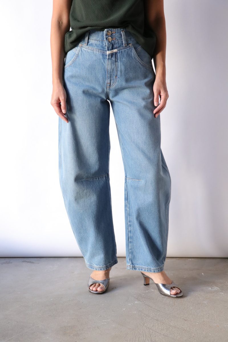 closed ridge x wide jeans in mid blue bottoms closed 696760