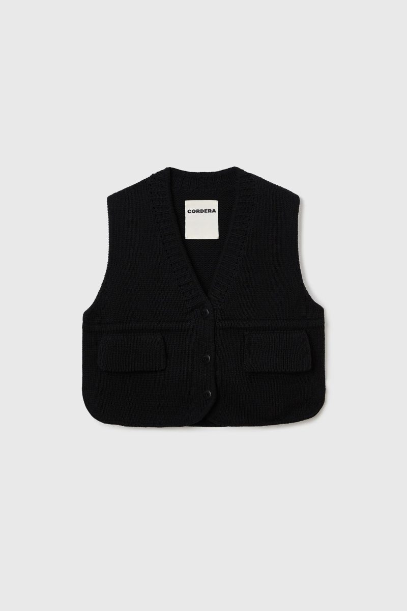 cordera cotton pockets waistcoat in black outerwear cordera 171312