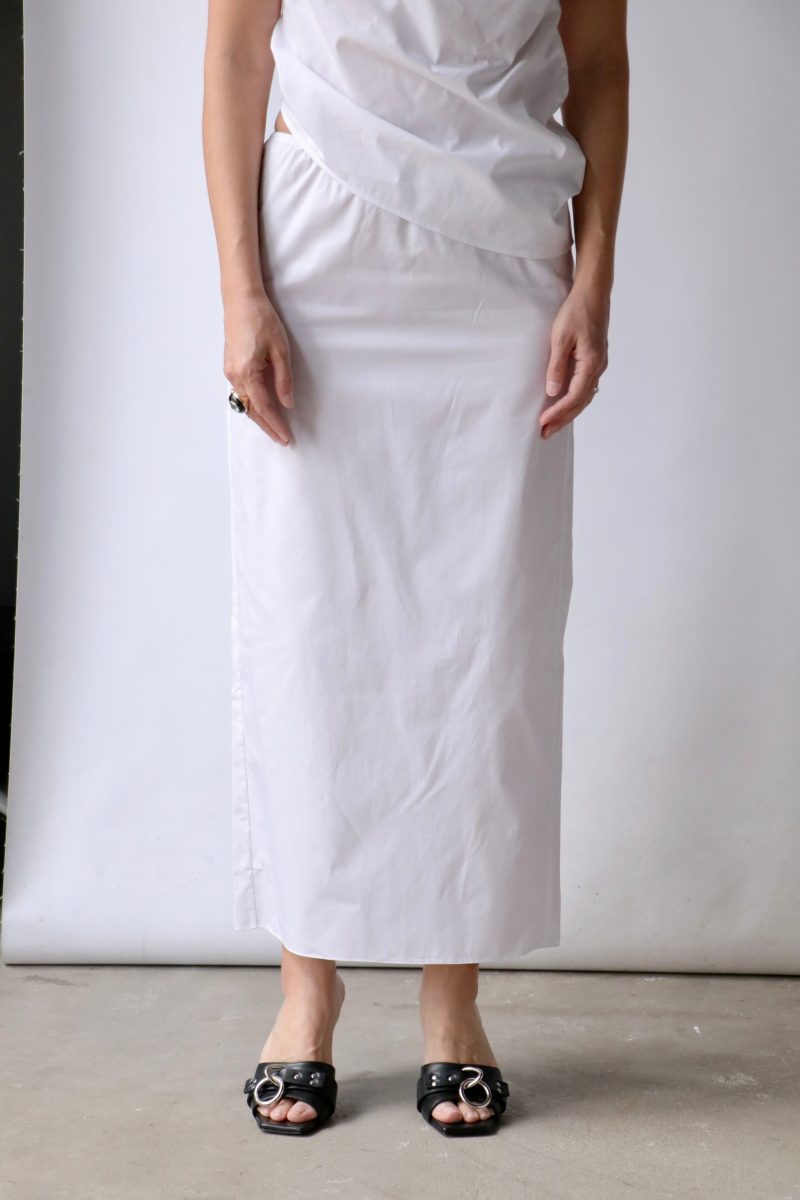 gauchere elastic waist skirt in white bottoms gauchere 133269