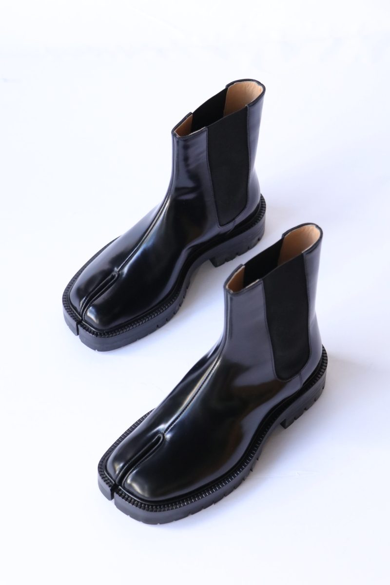 maison margiela tabi chelsea boot in black shoes maison margiela 401401