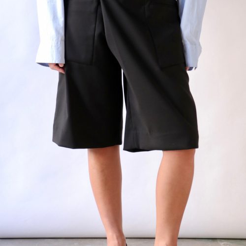 r13 crossover knee length shorts in black bottoms r13 830522