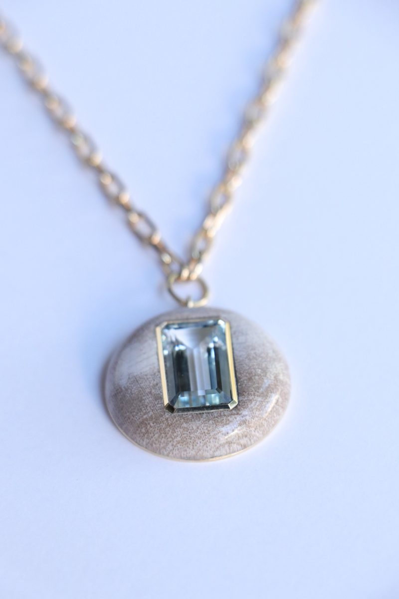 retrouvai lollipop pendant necklace aquamarine in petrified wood jewelry retrouvai 916545