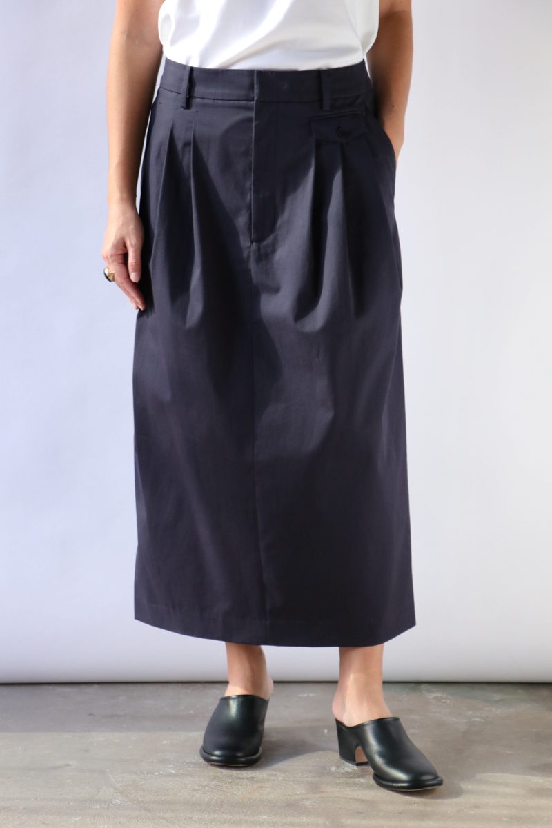 tibi bio twill triple pleat skirt in dark navy bottoms tibi 786833